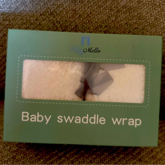 Baby swaddle wrap by Blue Mello - Picture 1 of 2
